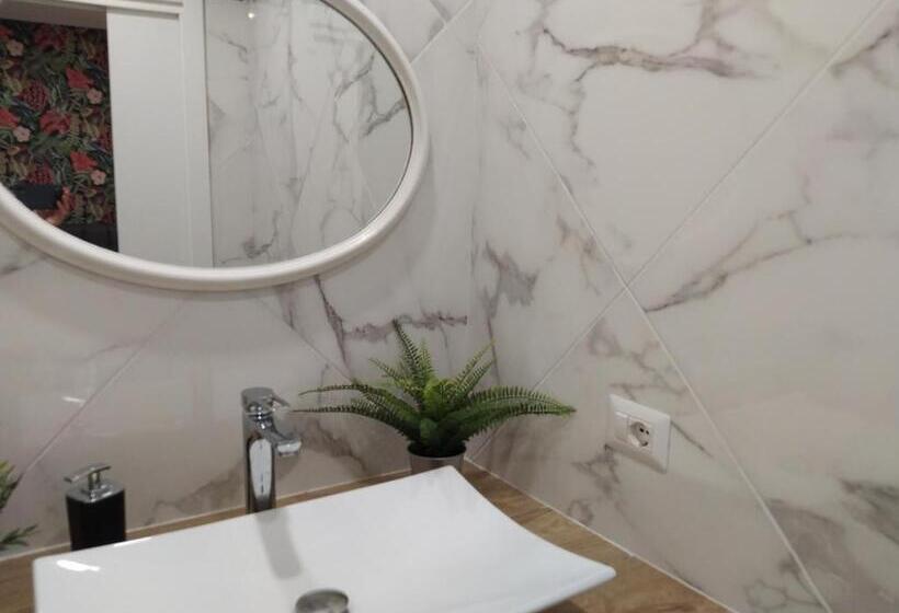 اتاق استاندارد با تخت بزرگ, Linda S Guest House