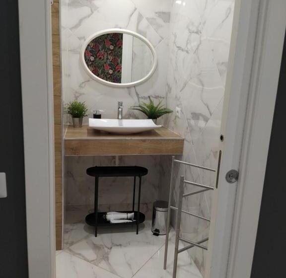 اتاق استاندارد با تخت بزرگ, Linda S Guest House