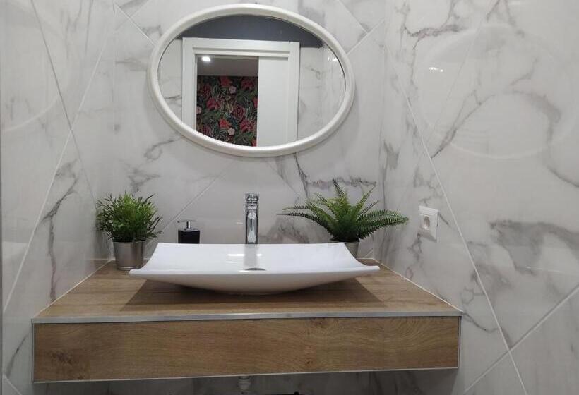 اتاق استاندارد با تخت بزرگ, Linda S Guest House