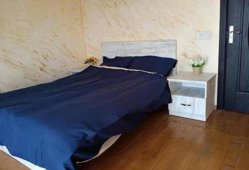 اتاق استاندارد با بالکن, Chase Dream Hostel追梦空间