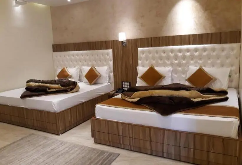 ファミリールーム, Hari Niwas   A Boutique Garden Resort Mount Abu