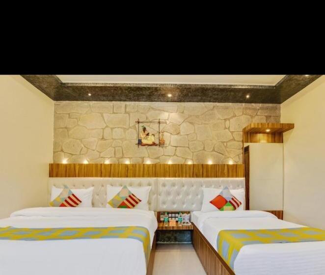 غرفة ديلوكس ثلاثية, Hari Niwas   A Boutique Garden Resort Mount Abu