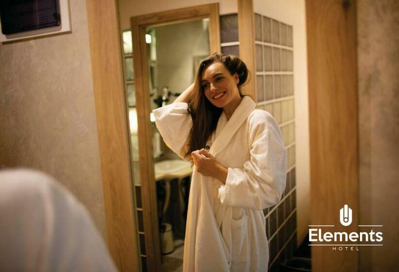 اتاق استاندارد با بالکن, Elements