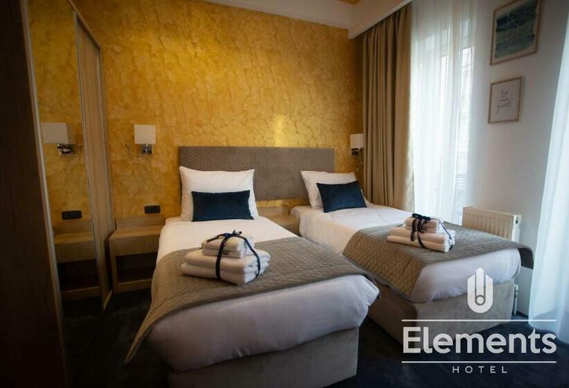 اتاق استاندارد با بالکن, Elements