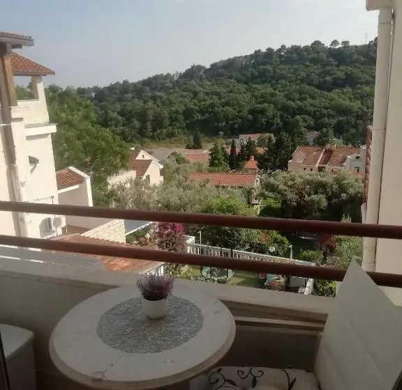 اتاق استاندارد یک نفره, Guest House Jedro