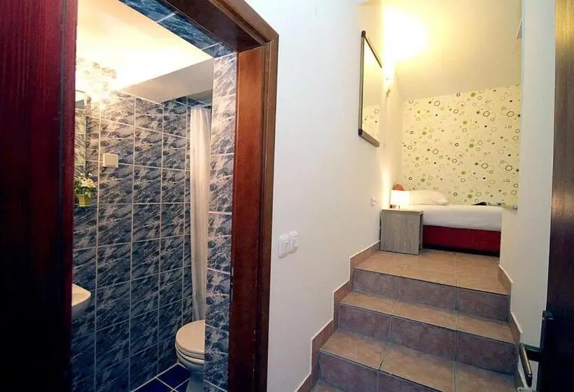 اتاق استاندارد یک نفره, Guest House Jedro