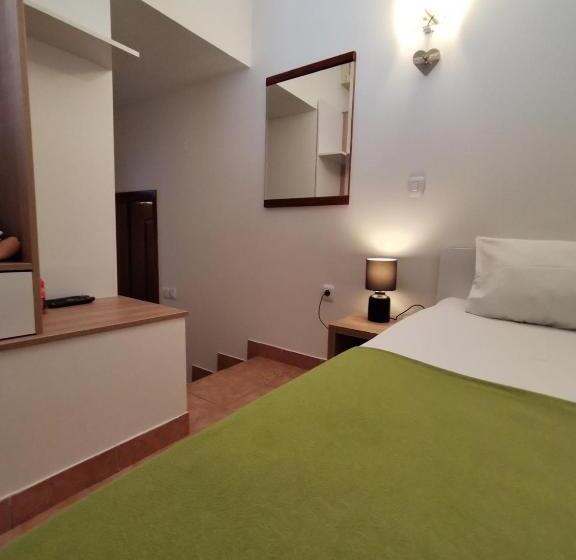 اتاق استاندارد یک نفره, Guest House Jedro