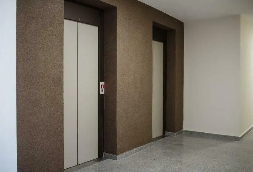 سوییت لوکس, Jacuzzi Room