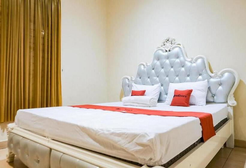 اتاق استاندارد, Reddoorz @ Jalan Gajah Mada Medan 2