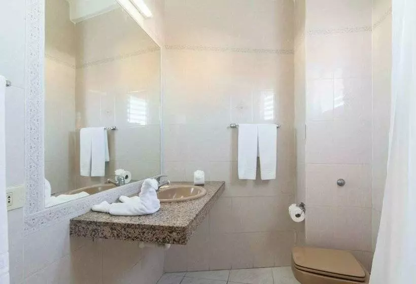 استودیوی استاندارد, Apartamentos La Carabela