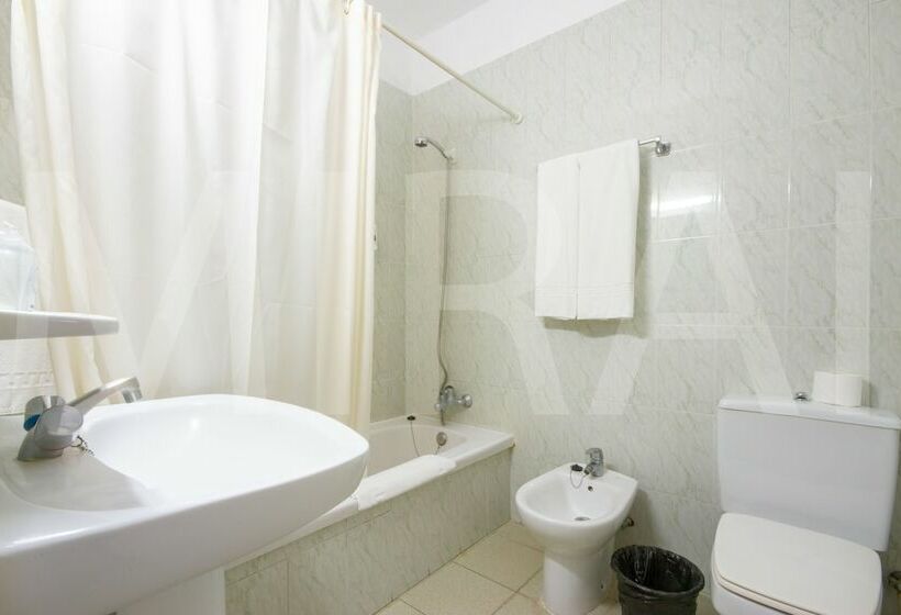 إستوديو قياسى, Apartamentos La Carabela