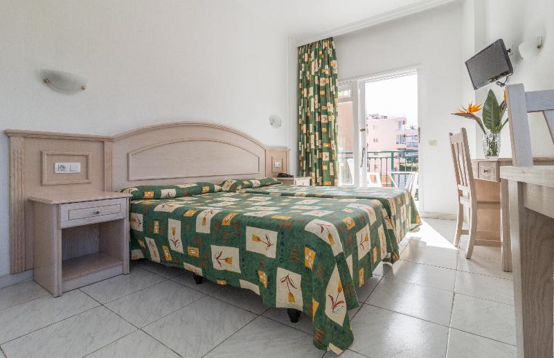 إستوديو قياسى, Apartamentos La Carabela