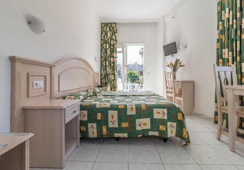 إستوديو قياسى, Apartamentos La Carabela