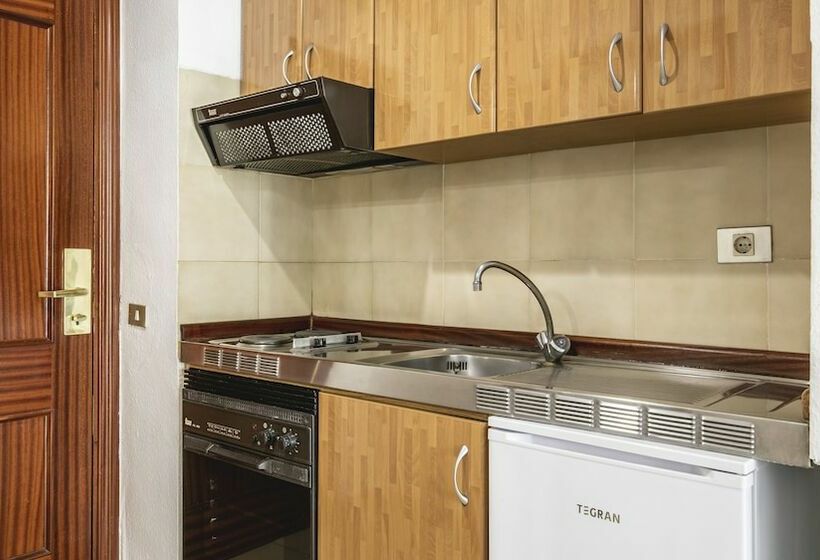 Studio Standard avec Terrasse, Be Live Be Smart Florida Plaza