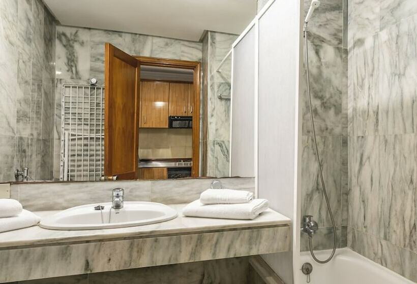 סטודיו סטנדרט עם מרפסת, Be Live Be Smart Florida Plaza