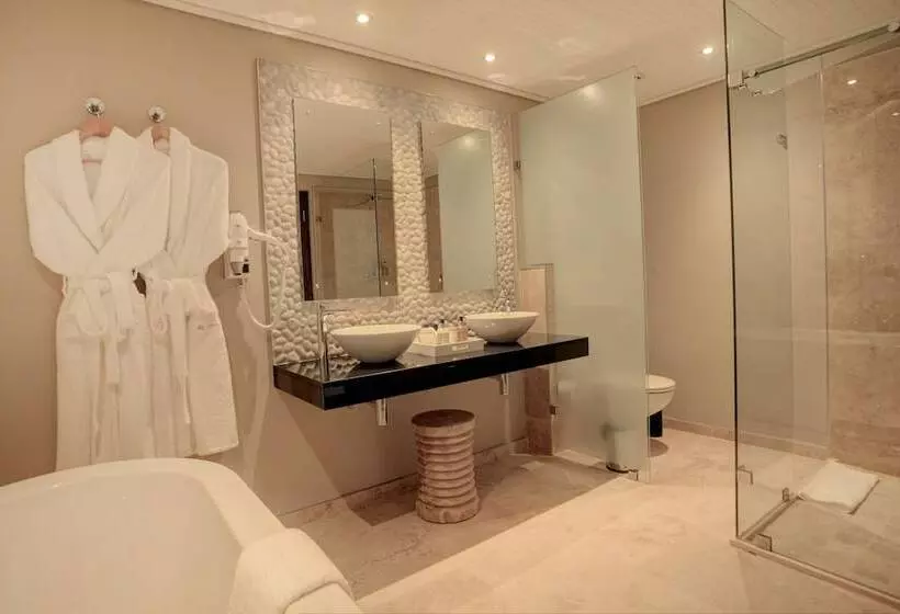 Deluxe Suite Sea View