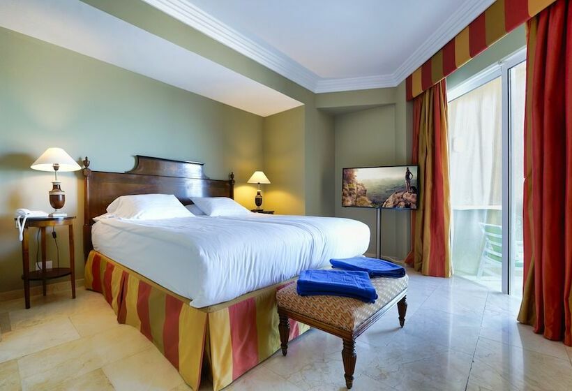 オーシャンビュースイート, Bull Reina Isabel & Spa