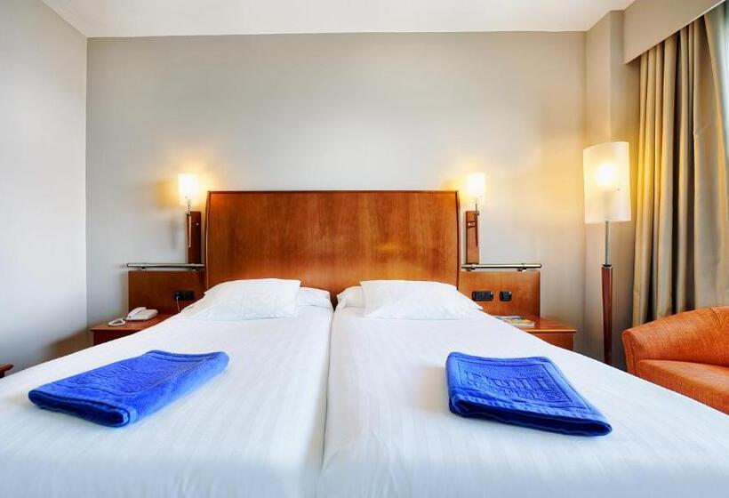 スタンダードルーム, Bull Reina Isabel & Spa