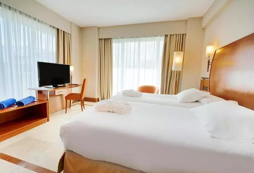 سوییت, Bull Reina Isabel & Spa