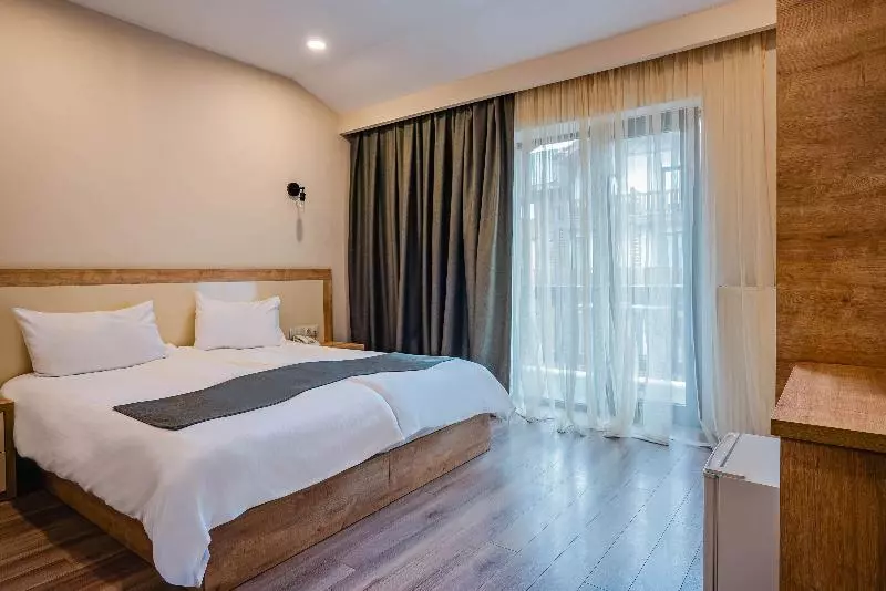 اتاق استاندارد, Bull Reina Isabel & Spa