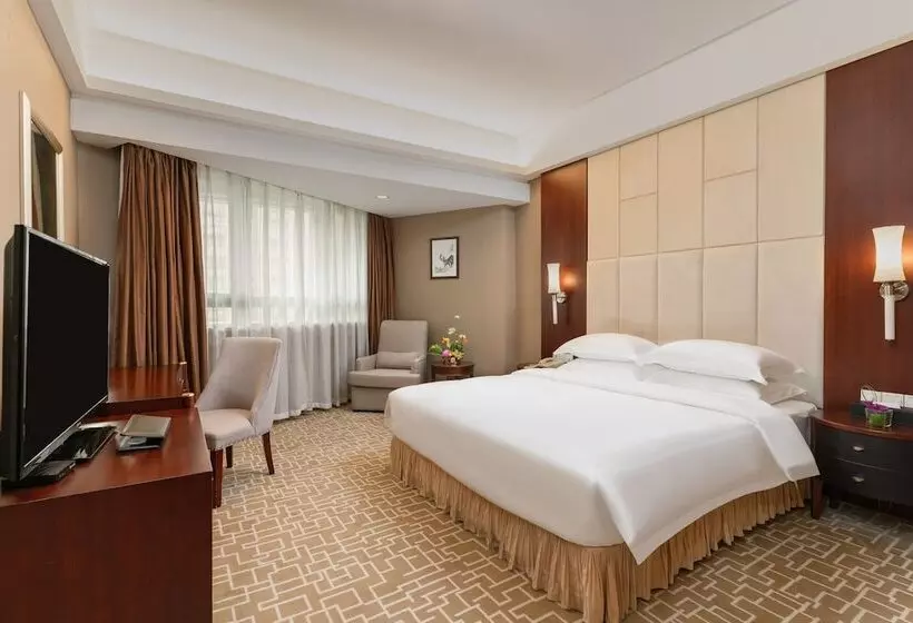 اتاق اجرایی, Century Plaza