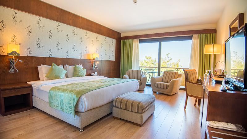 سوییت جونیور, B&b Hotel Sado Setúbal