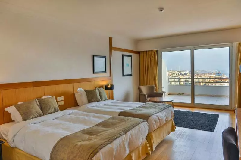 اتاق استاندارد سه نفره, B&b Hotel Sado Setúbal