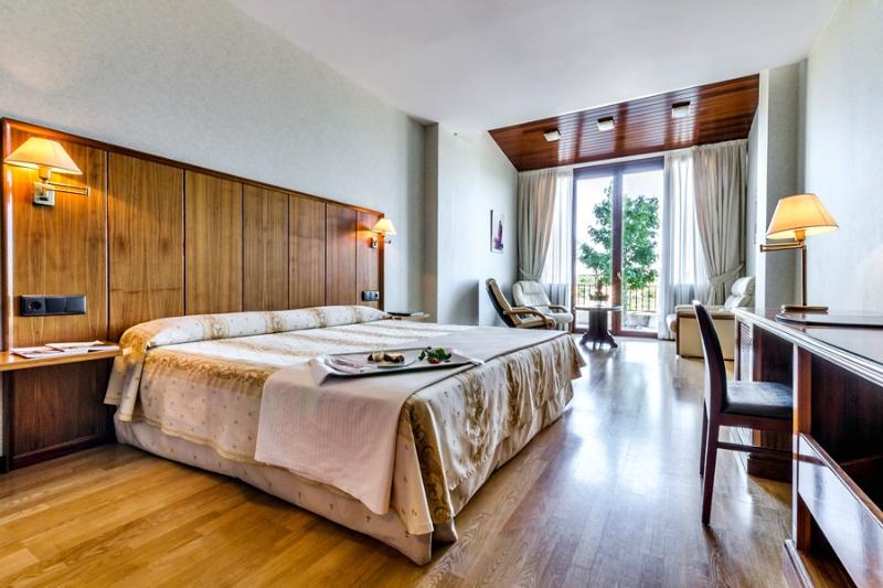 סוויטת ג'וניור, Dona Brigida – Salamanca Forum