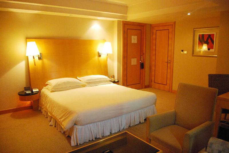 اتاق استاندارد با تخت بزرگ برای معلولان, Doubletree By Hilton Hotel Shanghai   Pudong