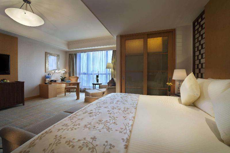 Büyük Çift Kişilik Yataklı Delüks Oda, Doubletree By Hilton Hotel Shanghai Pudong