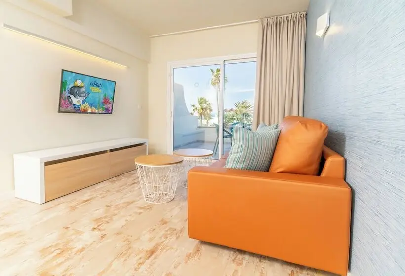 آپارتمان راحتی 1 خوابه, Hovima La Pinta Beachfront Family