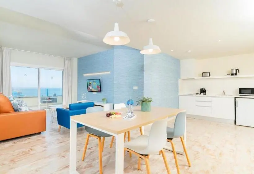 آپارتمان لوکس 2 خوابه, Hovima La Pinta Beachfront Family