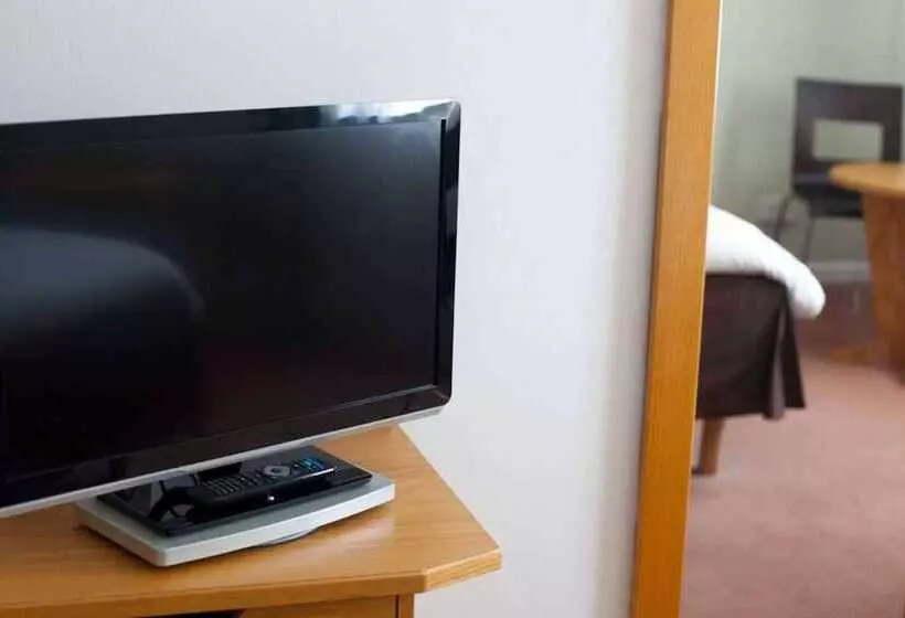 اتاق استاندارد, Ibis Cardiff Gate International Business Park