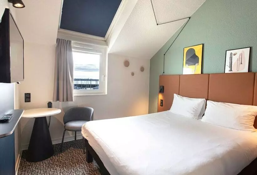 اتاق استاندارد با چشم‌انداز دریا, Ibis Granville Port De Plaisance