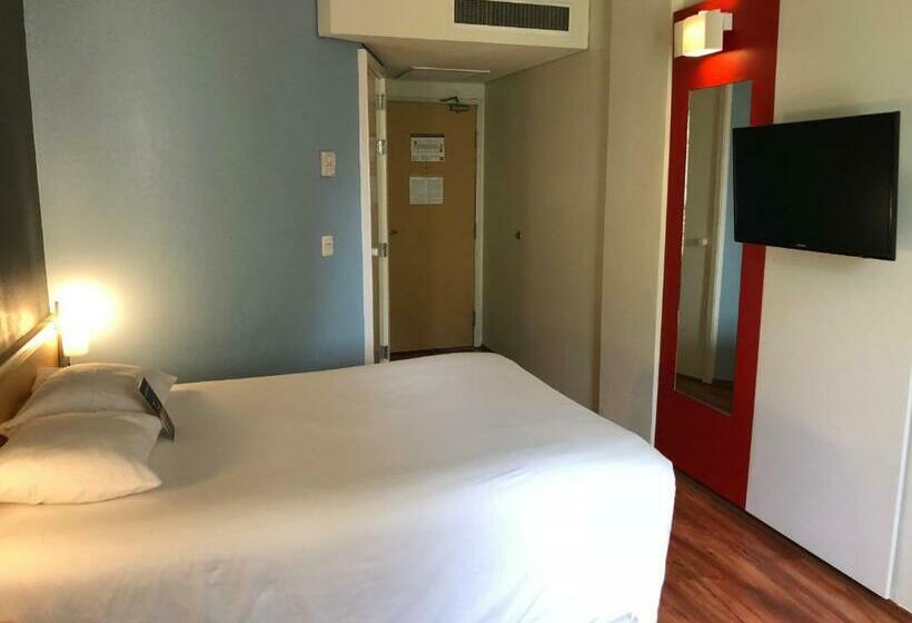 Номер Стандарт, Ibis Monterrey Valle