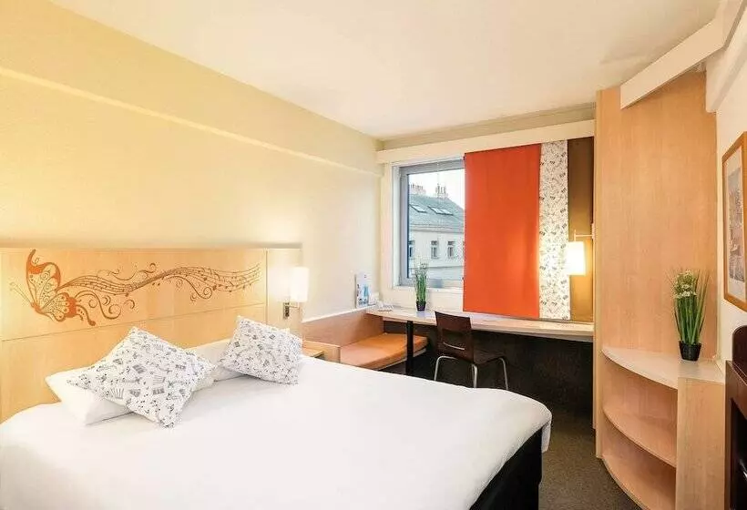 اتاق استاندارد با تخت دوبل, Ibis Praha Wenceslas Square