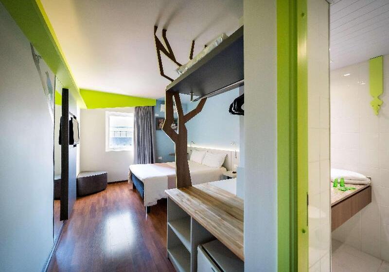 דירת חדר, Ibis Styles Curitiba Centro Civico