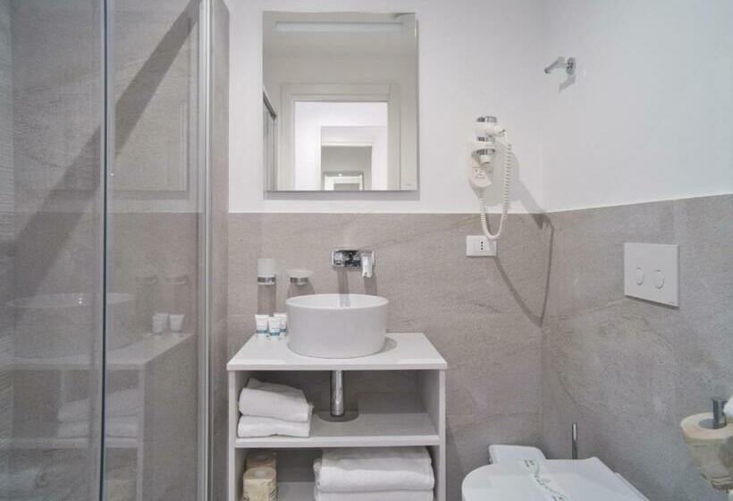 Номер Стандарт, Medusa