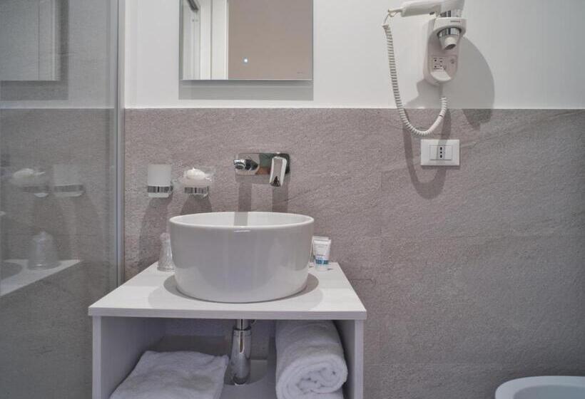 Номер Стандарт Индивидуальный, Medusa