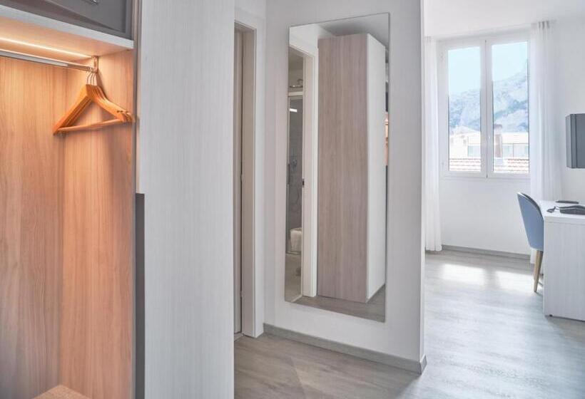 Люкс Вид на Море, Medusa