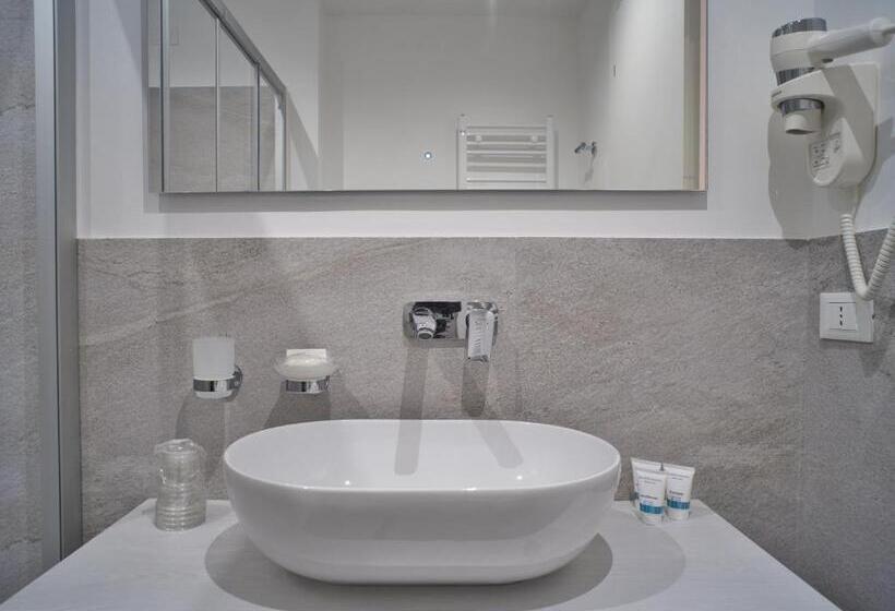 Номер Стандарт Вид на Море с Террасой, Medusa