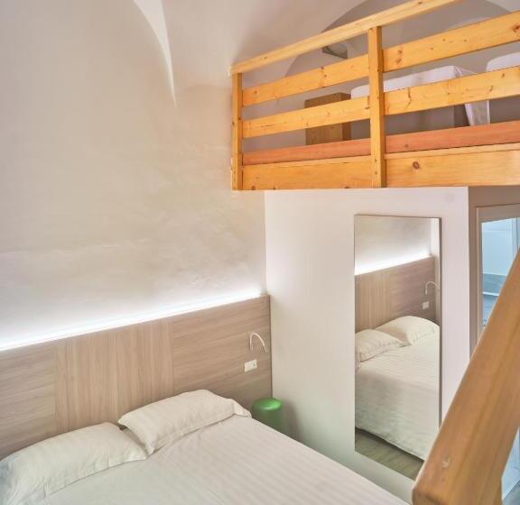 Семейный Номер Deluxe, Medusa