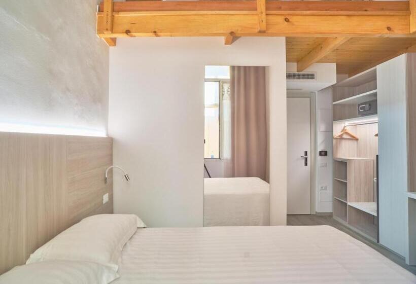 Семейный Номер Deluxe, Medusa