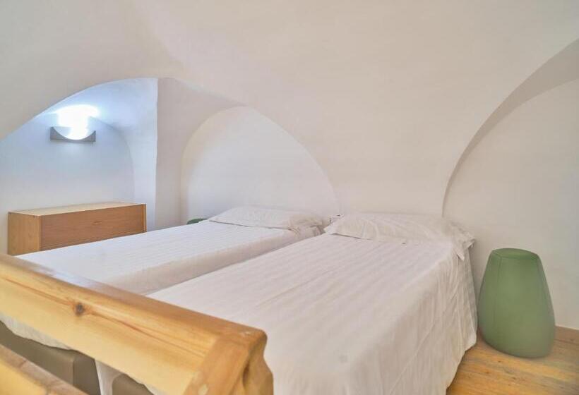 Семейный Номер Deluxe, Medusa