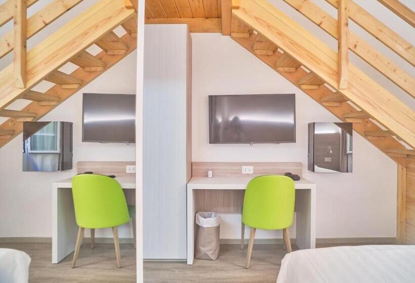 Семейный Номер Deluxe, Medusa