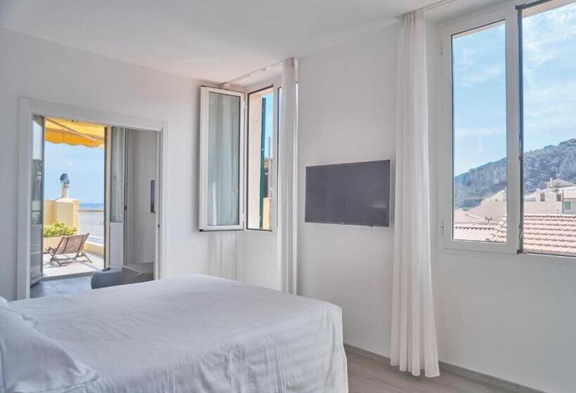 Люкс Вид на Море, Medusa