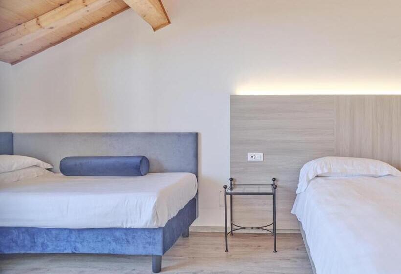 Номер Стандарт Вид на Море с Балконом, Medusa