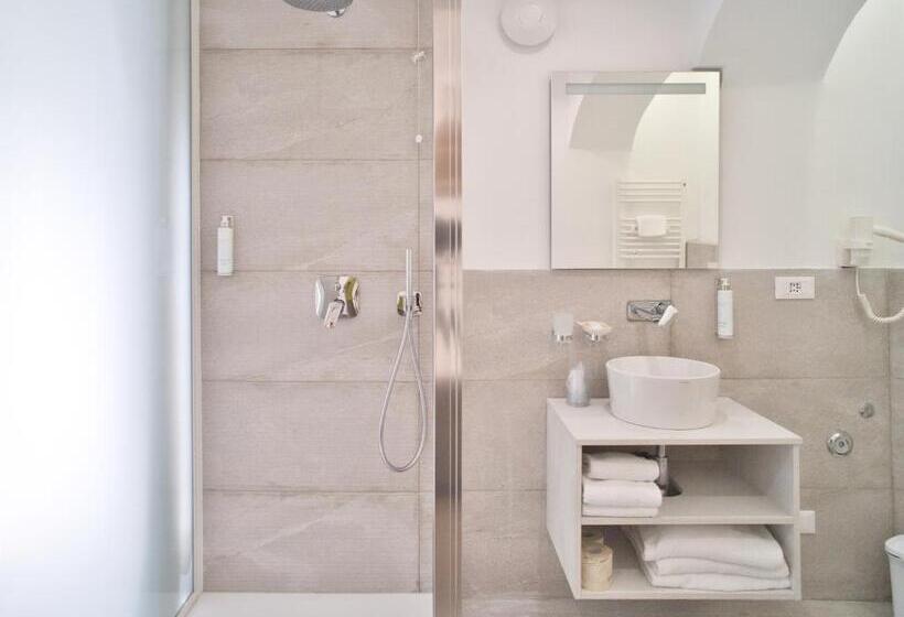 Апартаменты 1 Спальня Нижний Этаж, Medusa