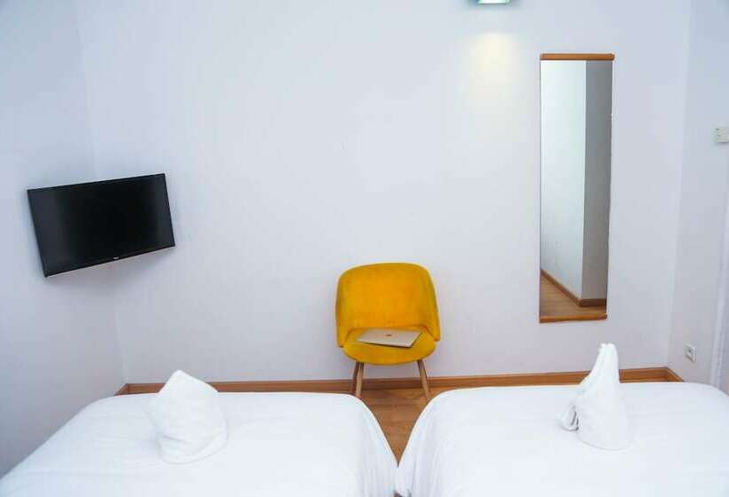 标准间, Senator Agadir