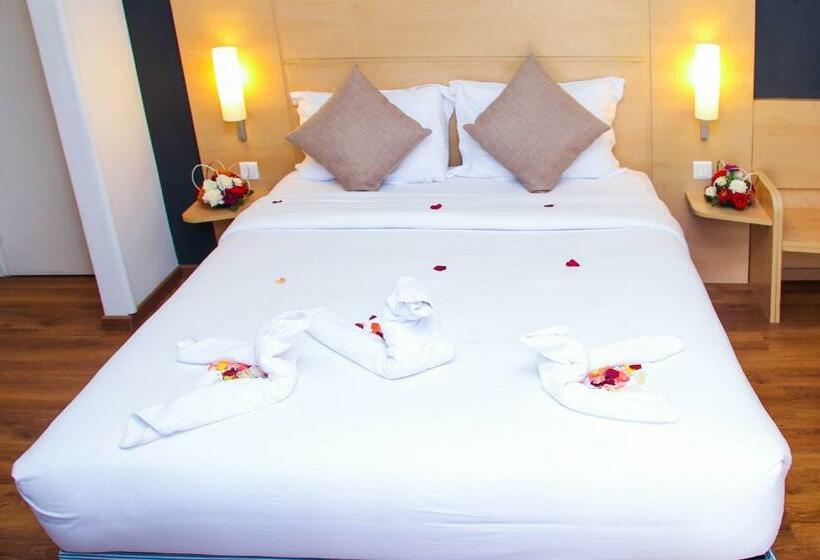 标准间带游泳池, Senator Agadir